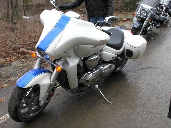 Ill be damned if those Corbin bags and fairing didnt hold up to the crash pretty freakin well.