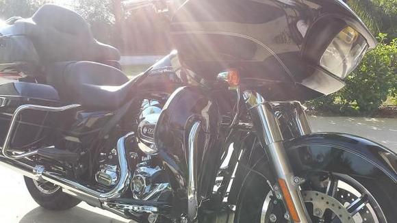 none of the colors really grabbed me, so I went with my two favorite Harley colors "Black and Chrome"