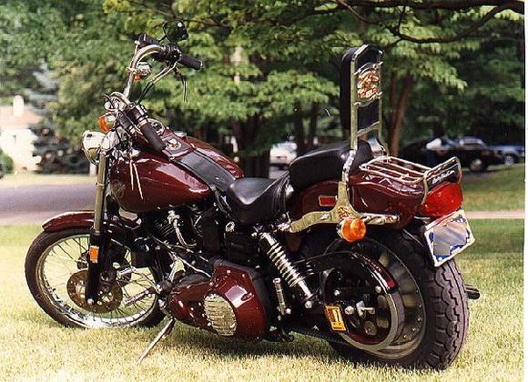  Tom B.'s FXDG, he's looking for some original FXDG parts to replace some chrome parts that were changed out from the original owner !