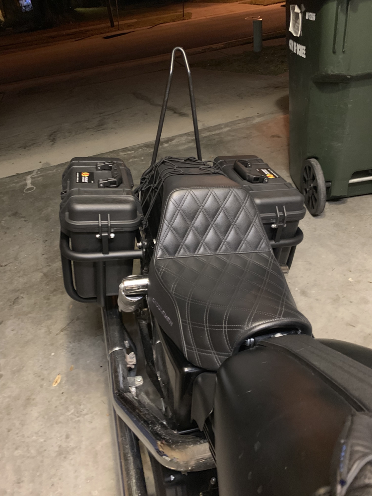 Pelican best sale saddlebags dyna