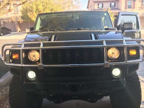 Stock headlights and alla 18 dollar DRL bulbs.