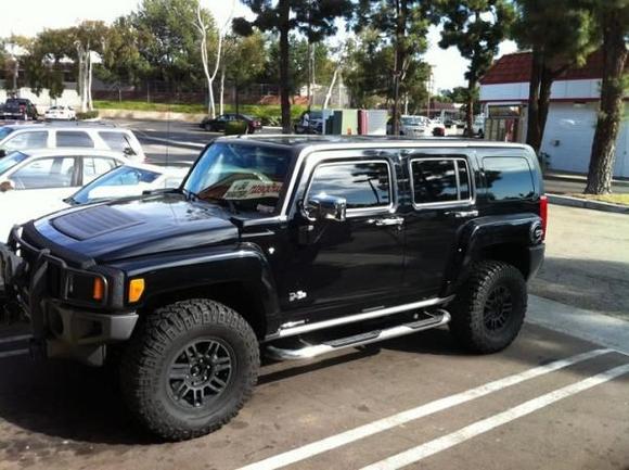 OEM Powdercoated rims, 33' Mickey Thompson BAJA tires, rhino sprayed grill, brush guard   4 fog lights