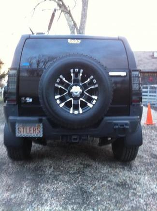 REAR VIEW, SPARE: 17X9 ULTRA WHEELS, BARON. MOUNTED ON 285/70R17 TOYO OPEN COUNTRY AT