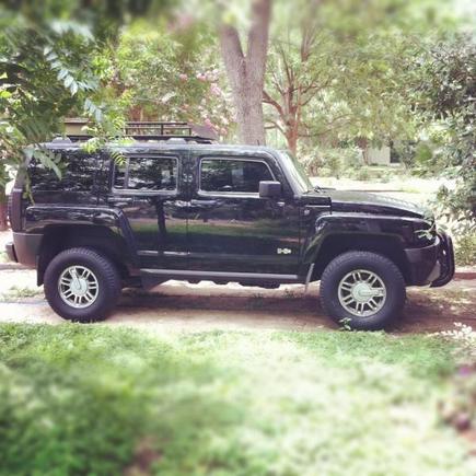 before black wheels - more to be added to roof rack