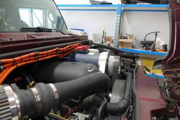 Overview of the primary drive motor for the hybrid system Drive motor is hooked up directly to the engine crankshaft