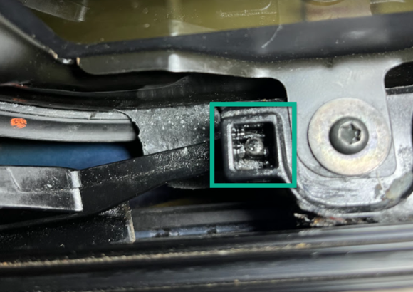 Broken ball and socket joint