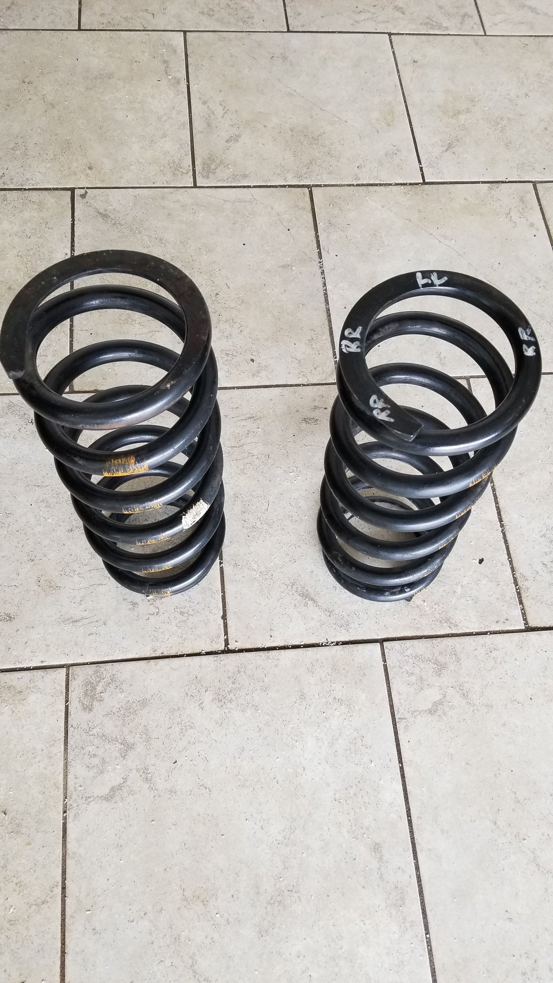 Steering/Suspension - xK8 Rear springs - Used - 1999 to 2006 Jaguar XK8 - Middletown, CT 06457, United States