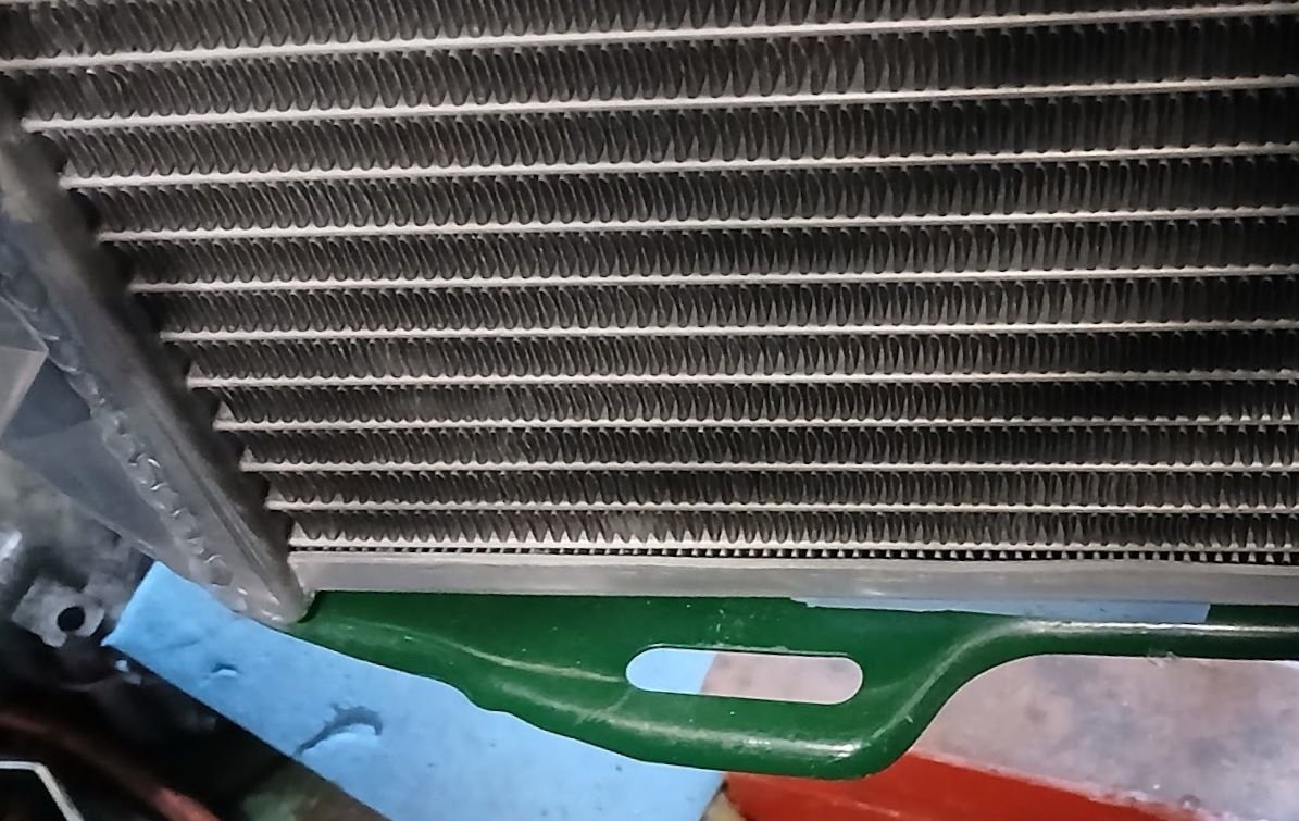 It looks like I may be able to fit the shroud, just need to know what Jaguar it is actually for. I have an idea it is for an XJS.