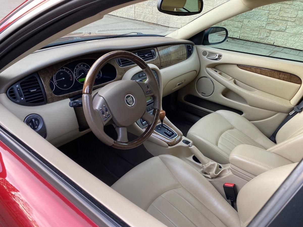 2006 Jaguar X-Type - 2006 X-Type Sportwagon (Estate), 3.0 V6 AWD Luxury Edition - Used - VIN SAJWA54A06WE90134 - 32,746 Miles - AWD - Automatic - Edmonton, AB T6G2A4, Canada