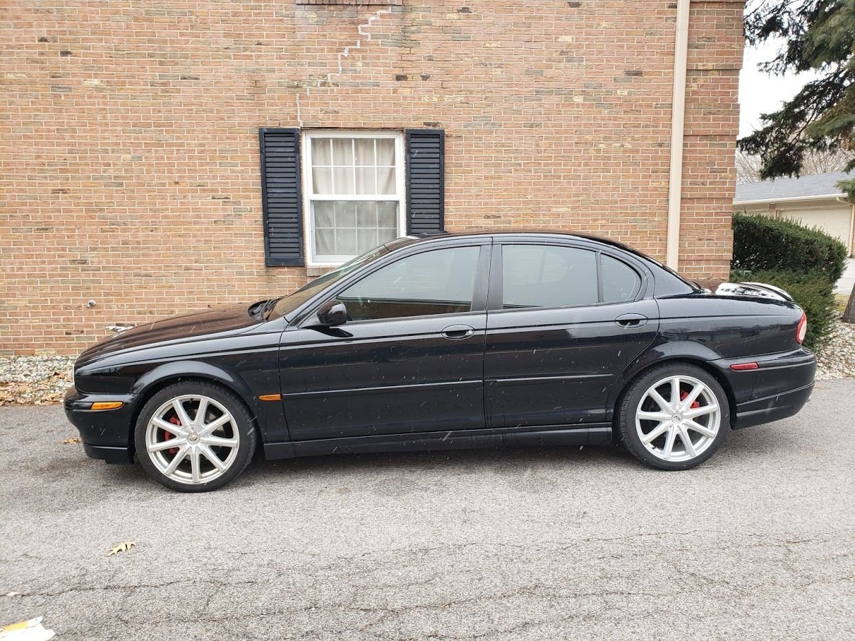 2005 Jaguar X-Type - 2005 Jaguar X-Type 3.0L 5spd manual AWD - Used - VIN SAJWB51A15WE53240 - 151,000 Miles - 6 cyl - AWD - Manual - Sedan - Black - Toledo, OH 43614, United States