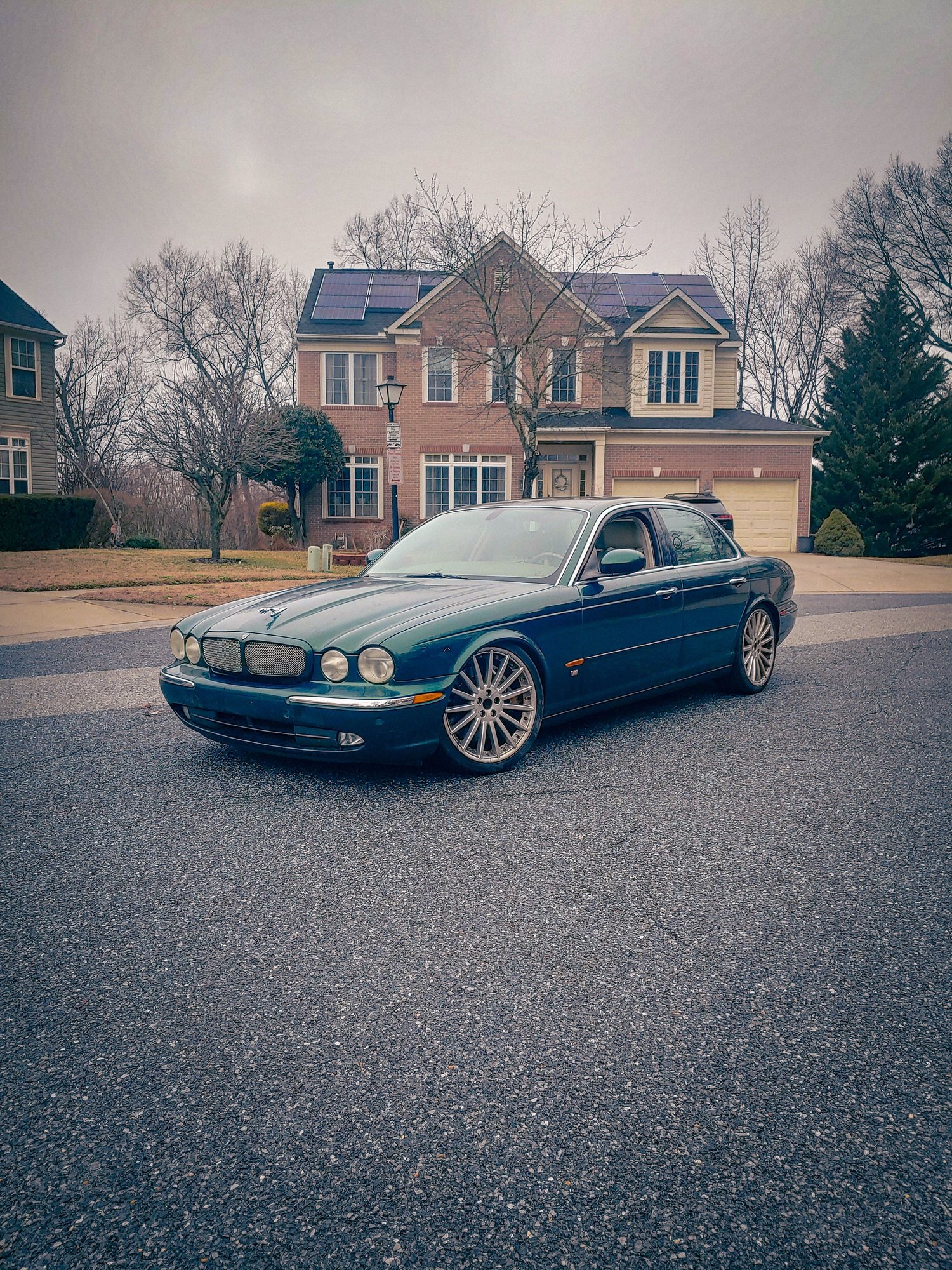 2004 Jaguar XJR - 2004 Jaguar XJR - Used - VIN SAJWA73B84TG31133 - 125,401 Miles - 8 cyl - 2WD - Automatic - Sedan - Other - Riverdale, MD 20737, United States