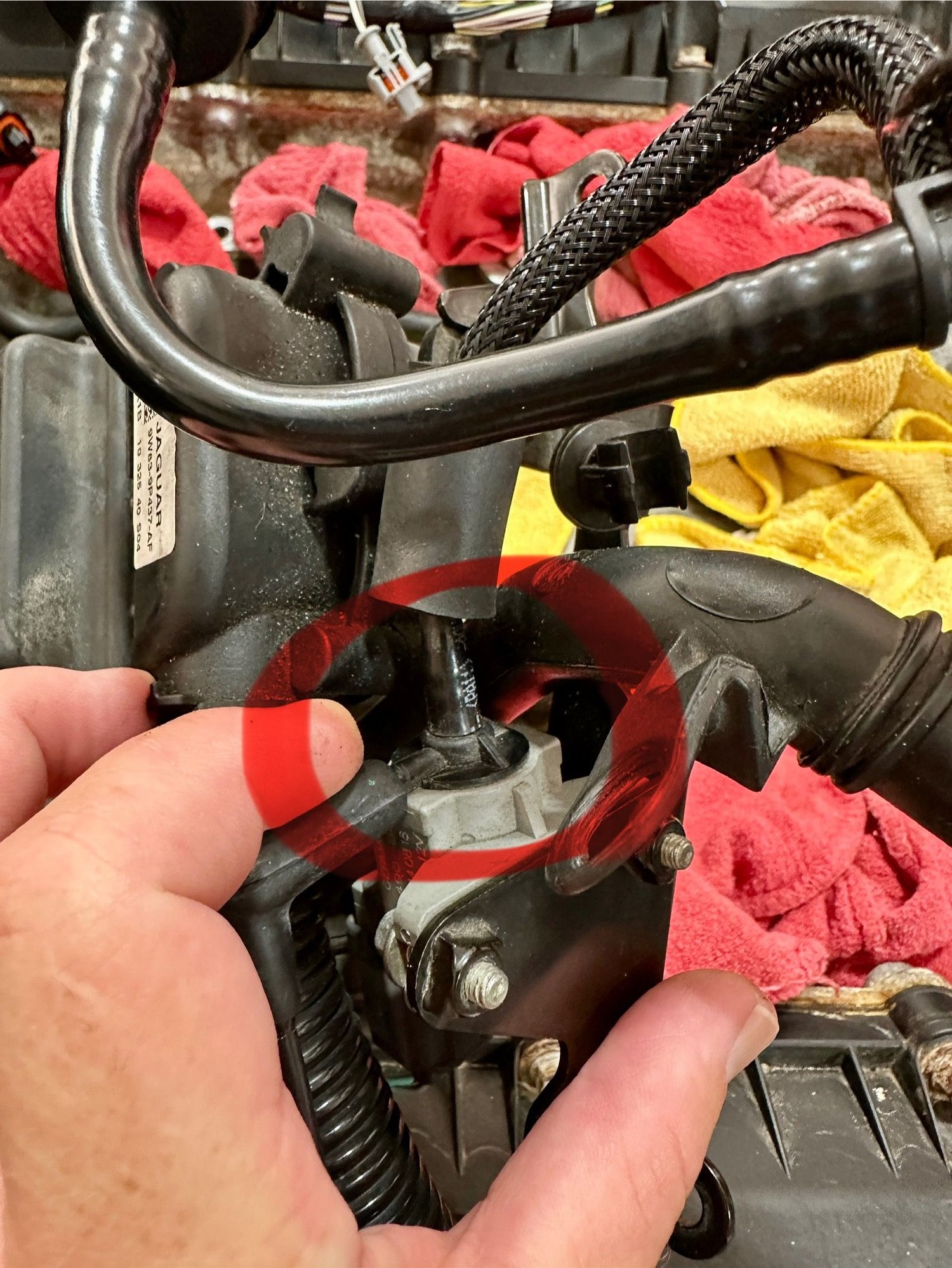 Junction of hose into symposer. 