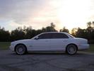 05 XJ8L, white on champagne