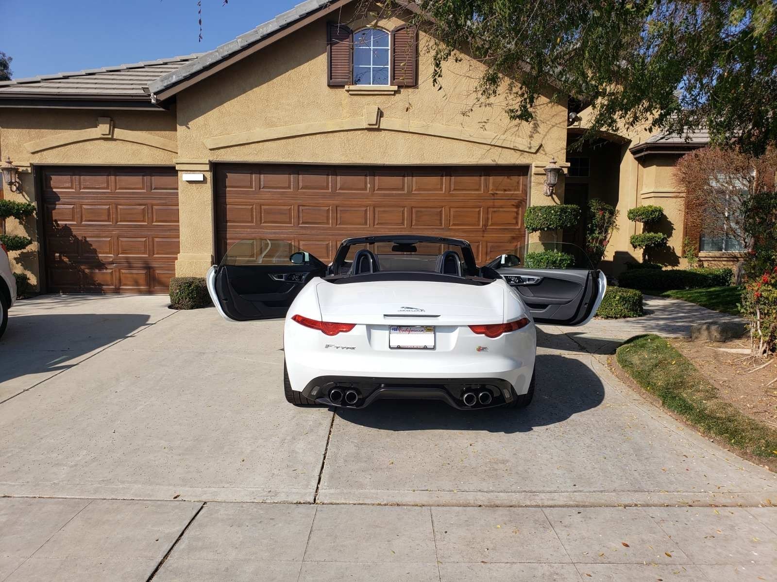 2014 Jaguar F-Type - 2014 Jaguar V8S - Used - VIN SAJWA6GL1EMK07752 - 56,300 Miles - 8 cyl - 2WD - Automatic - Convertible - White - Fresno, CA 93711, United States