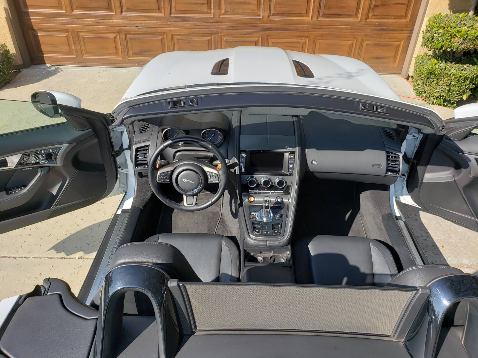 2014 Jaguar F-Type - 2014 F-Type V8S - Clean carfax, Title in hand - Used - VIN SAJWA6GL1EMK07752 - 56,950 Miles - 8 cyl - 2WD - Automatic - Convertible - White - Fresno, CA 93611, United States