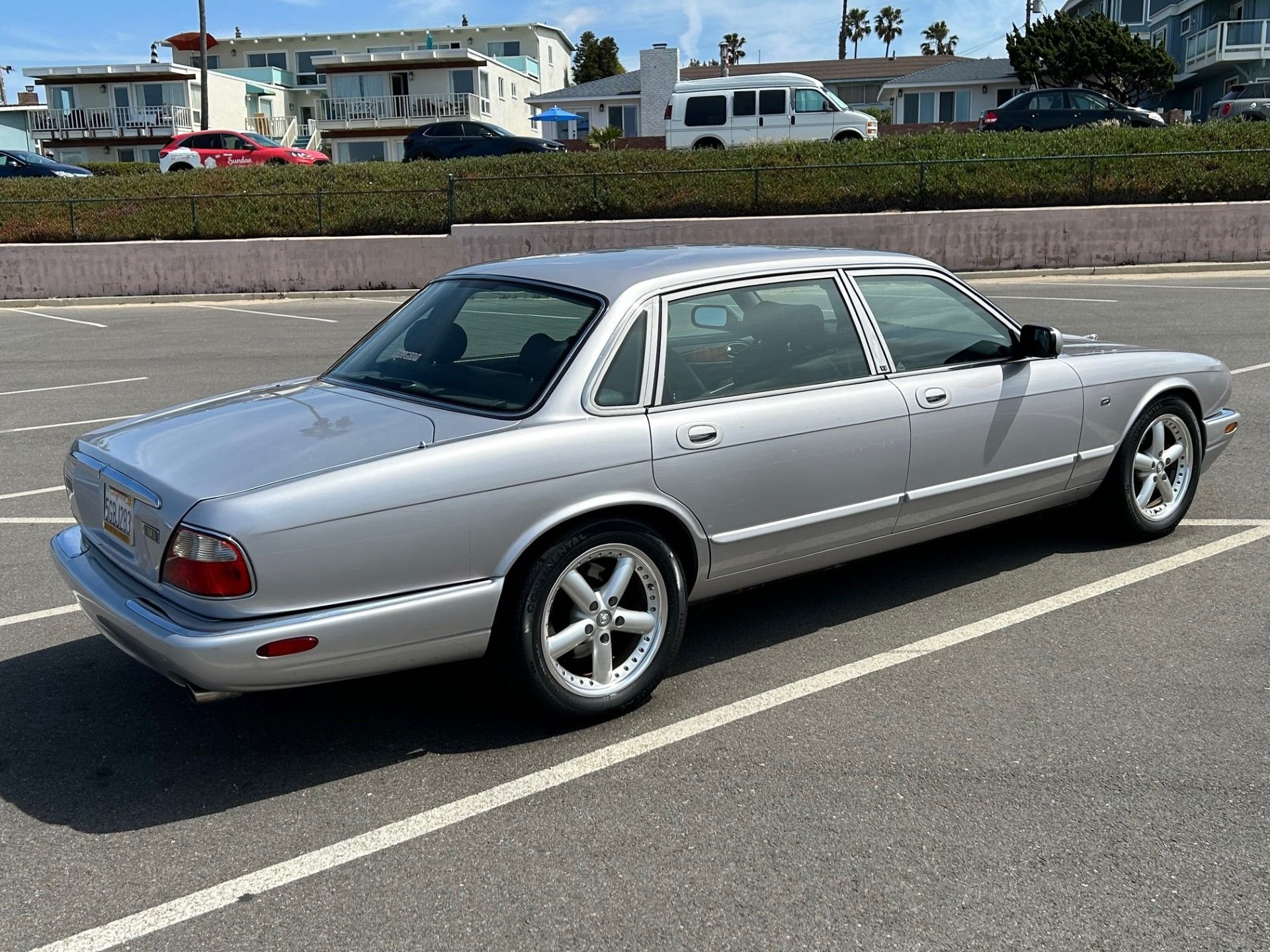 2000 Jaguar XJ8 - Amazing 2000 Jaguar XJ8 L Sport Silver Sedan w/ 111K Miles pure So. California Car - Used - VIN SAJDA23C4YLF06834 - 111,000 Miles - 8 cyl - 2WD - Automatic - Sedan - Silver - Redondo Beach, CA 90277, United States