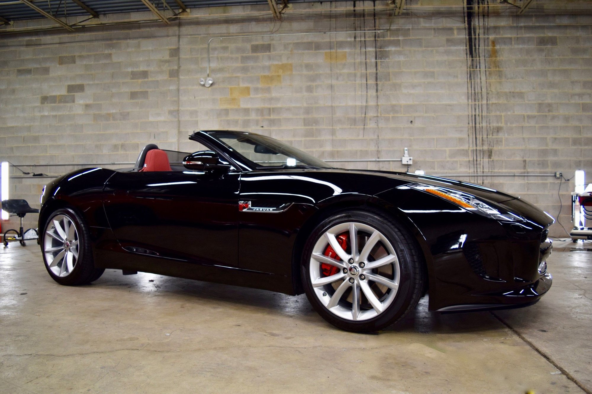 Wheels and Tires/Axles - F-Type 19" Propellers Silver w/PZeros @ 14k wear w/TPMS and Center Caps: Make Offer - Used - 2014 to 2020 Jaguar F-Type - Jamison, PA 18929, United States