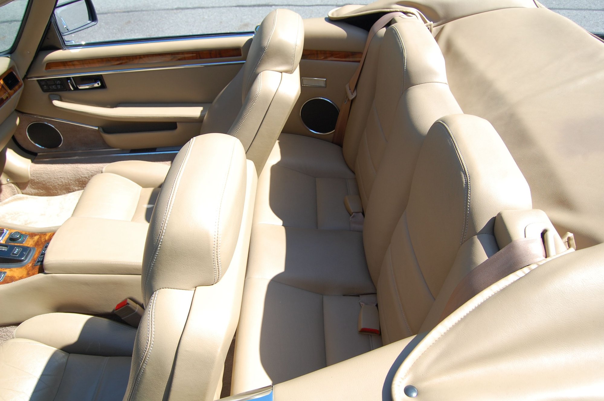 1995 Jaguar XJS - 1995 Jaguar XJS 2+2 6 cyl convertible for sale - Used - VIN SAJNX2747SC197788 - 6 cyl - 2WD - Automatic - Convertible - Black - Hot Springs Village, AR 71909, United States