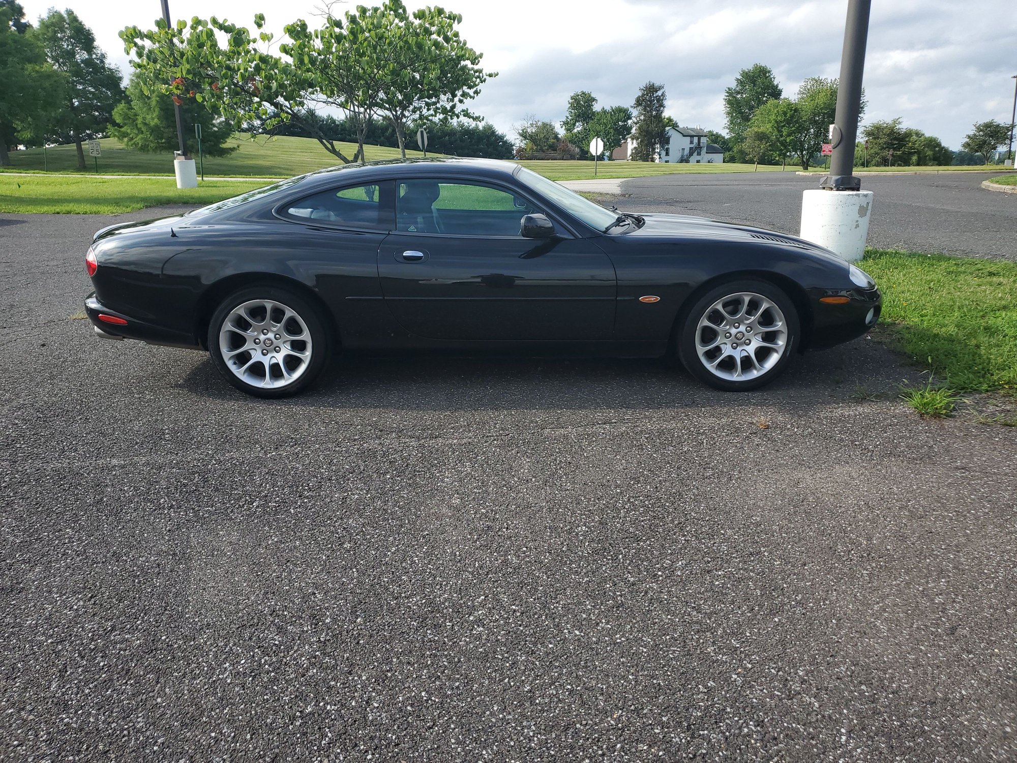 2002 Jaguar XKR - 2002 jaguar xkr 4.0 sc - Used - VIN SAJDA41B62PA24114 - 102,500 Miles - 8 cyl - 2WD - Automatic - Coupe - Black - Newark, DE 19711, United States