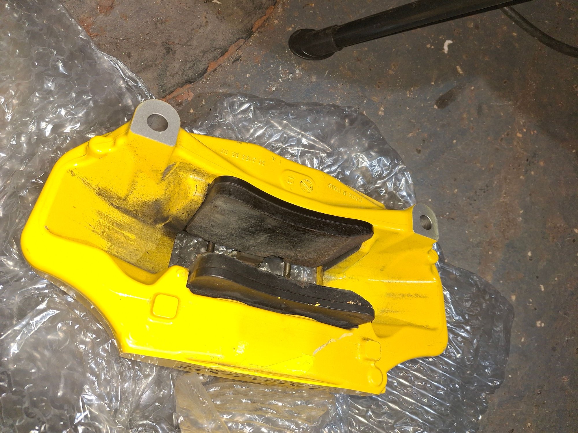 Rear caliper 