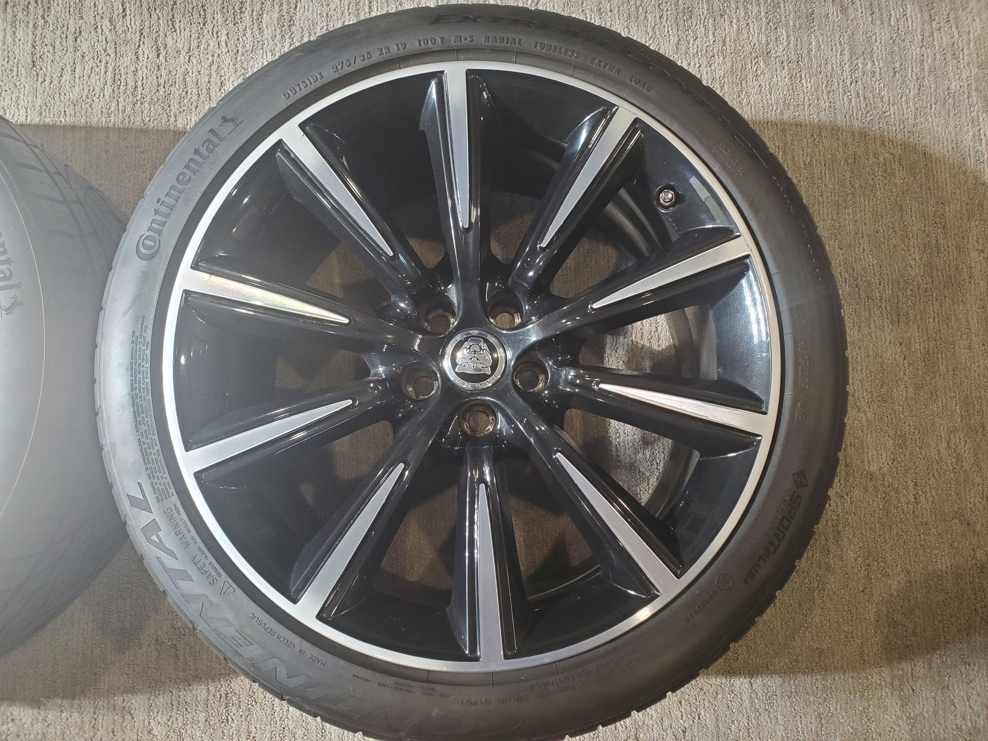 Wheels and Tires/Axles - 19" diamond cut f type orbit wheels tires with tpms - Used - 2014 to 2020 Jaguar F-Type - Chicago, IL 60631, United States