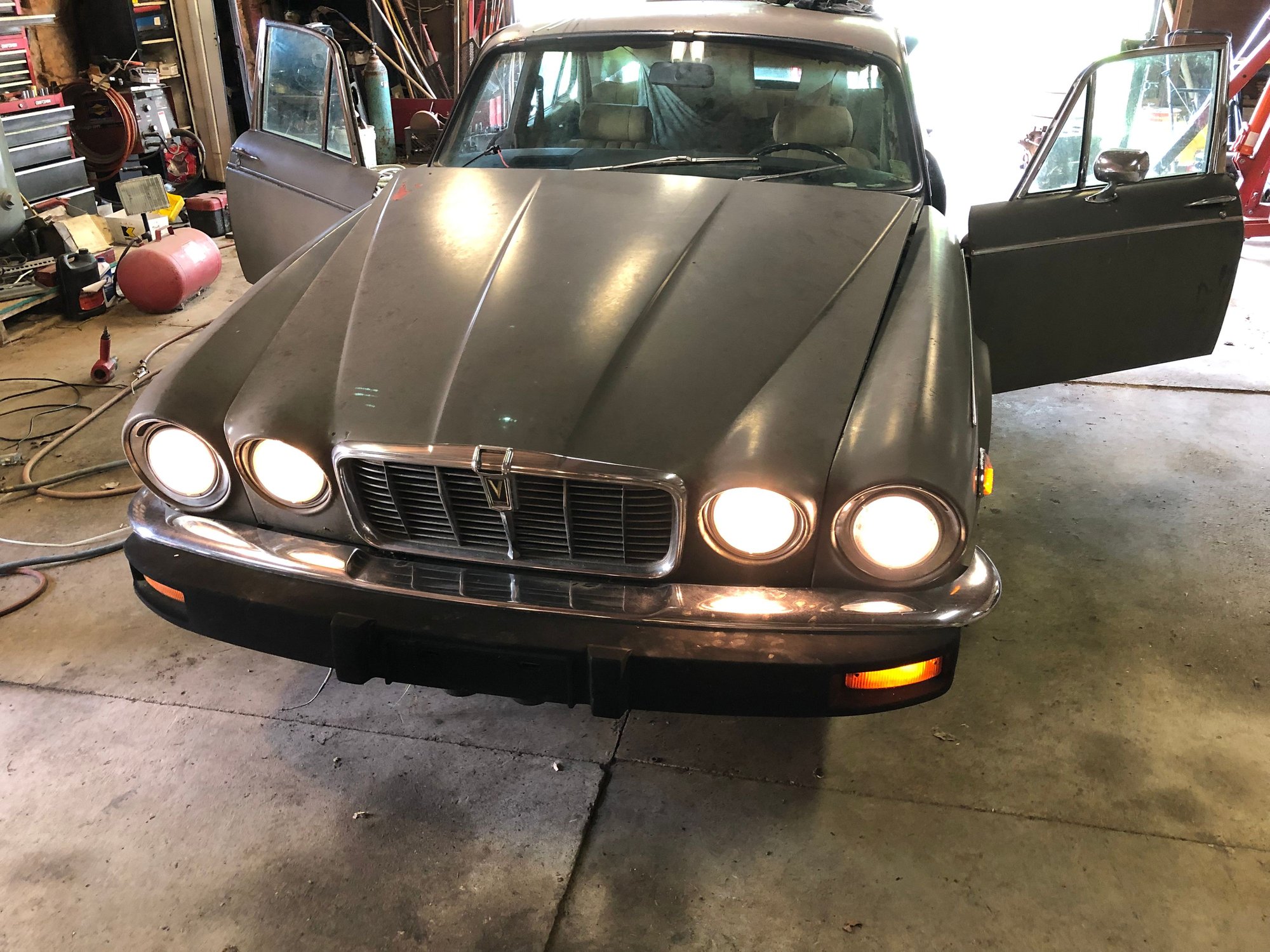 1976 Jaguar XJ12 - 1976 xj12 L complete - Used - VIN UG2R55967BW - 35,000 Miles - 12 cyl - 2WD - Automatic - Sedan - Other - Franklin, PA 16323, United States
