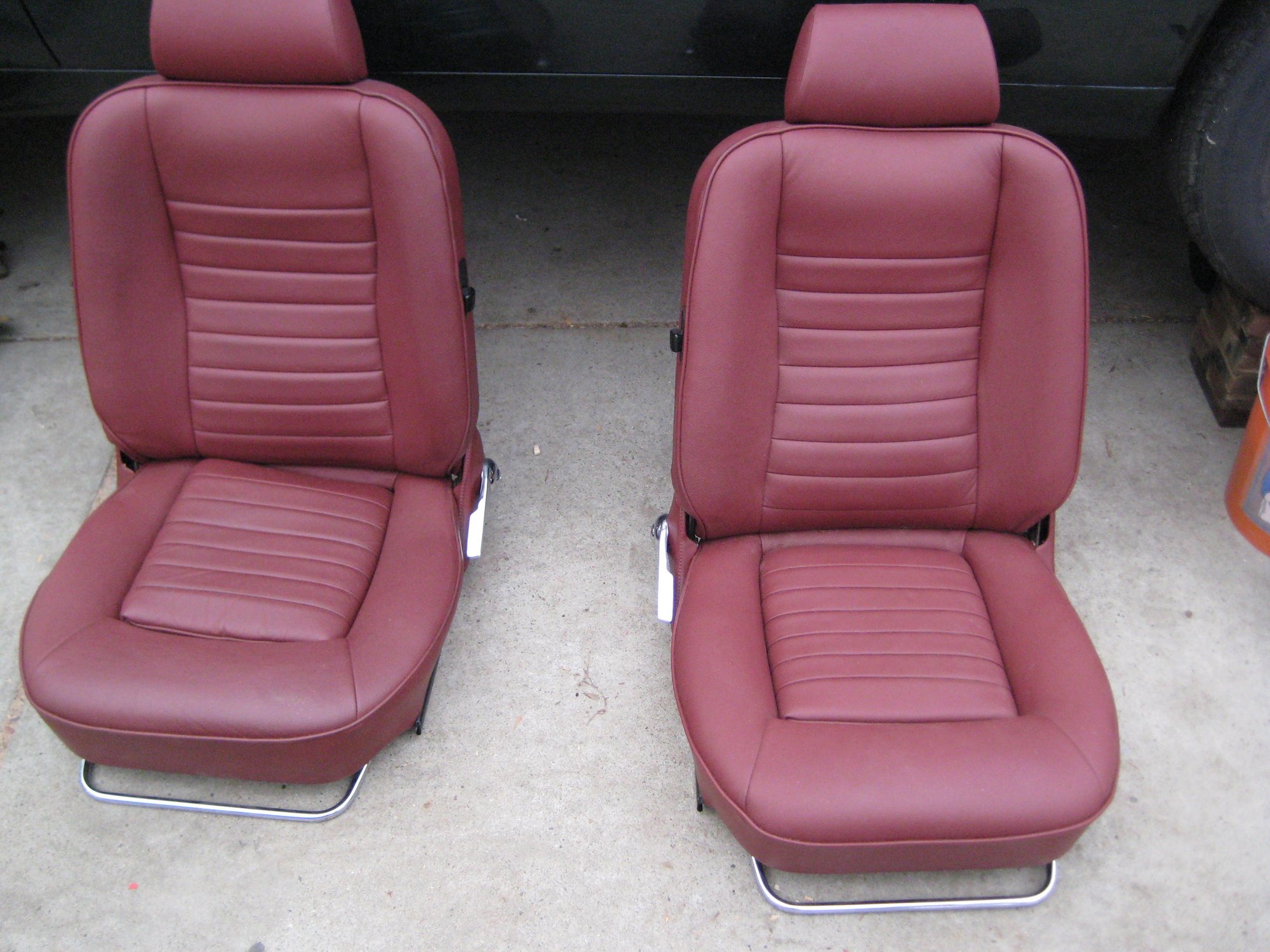 Interior/Upholstery - Jaguar XJS Red Leather  Front Seats, with rails- Trim code CEM- Beautiful - 76-86 - Used - 1976 to 1987 Jaguar XJS - San Francisco, CA 94116, United States