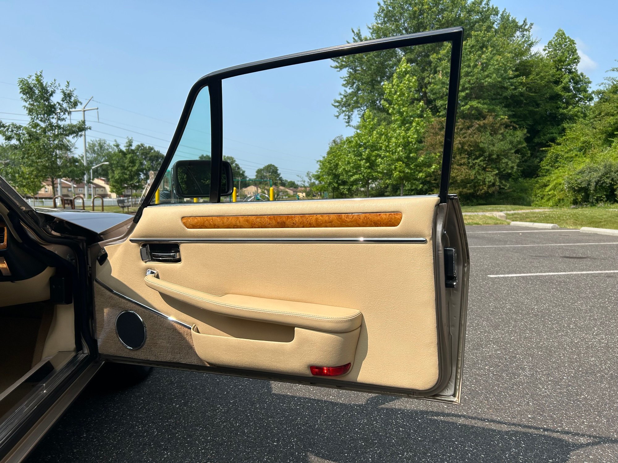 1991 Jaguar XJS - 1991 Jaguar XJS - Used - VIN SAJTW5842MC177301 - 88,500 Miles - 12 cyl - 2WD - Automatic - Coupe - Gold - Warrington, PA 18976, United States