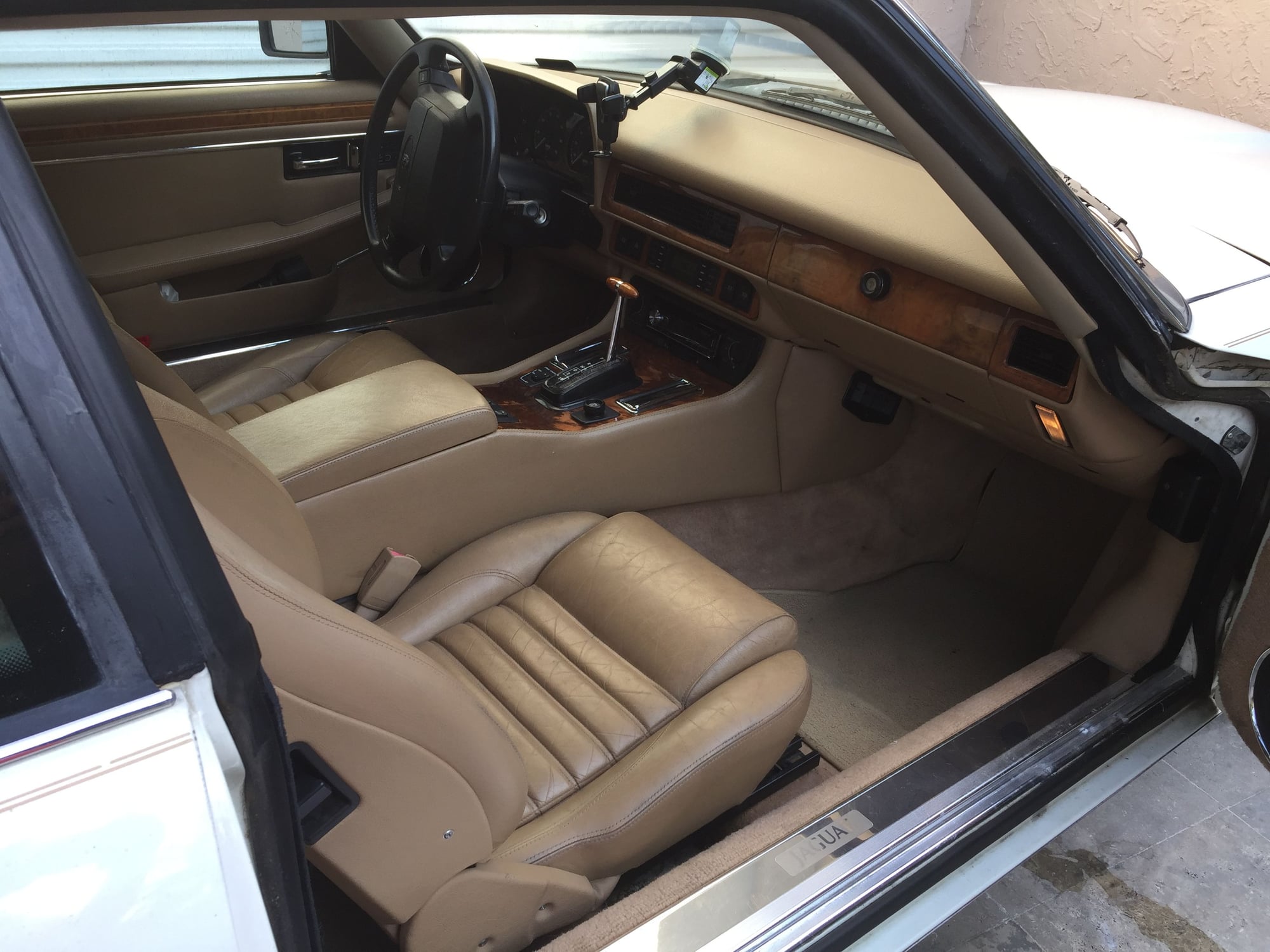 1992 Jaguar XJS - 1992 Jaguar XJS V12 Coupe with 56,000 miles - Used - VIN SAJNW5846NC182111 - 56,000 Miles - 12 cyl - 2WD - Automatic - Coupe - White - South Miami, FL 33143, United States