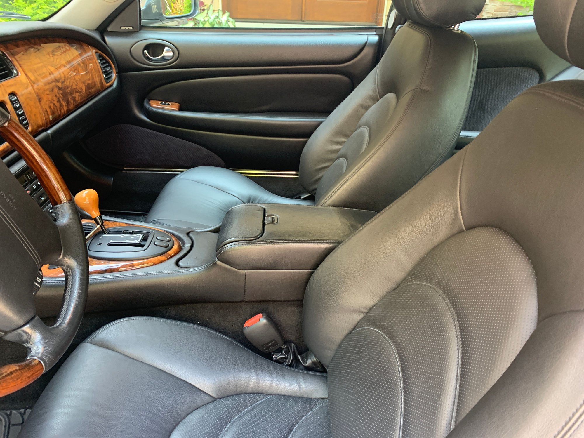 2002 Jaguar XKR - 2002 Jaguar XKR Coupe - Used - VIN SAJDA41B12PA25817 - 76,300 Miles - 8 cyl - 2WD - Automatic - Coupe - Silver - Raleigh, NC 27613, United States