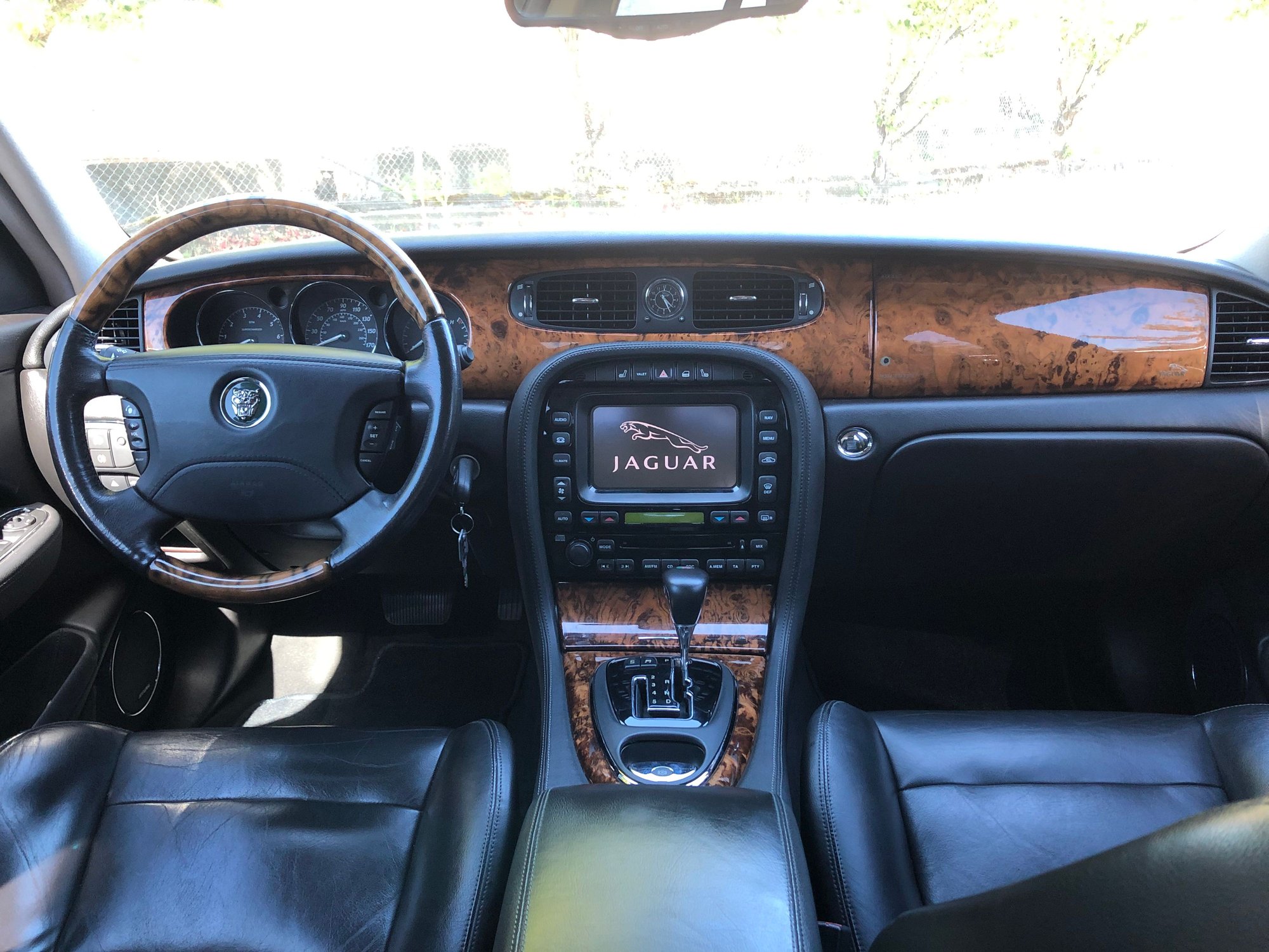 2004 Jaguar XJR - 2004 XJR for Sale - Used - VIN SAJWA73B34TG19553 - 143,000 Miles - 8 cyl - 2WD - Automatic - Sedan - Black - Seattle, WA 98188, United States