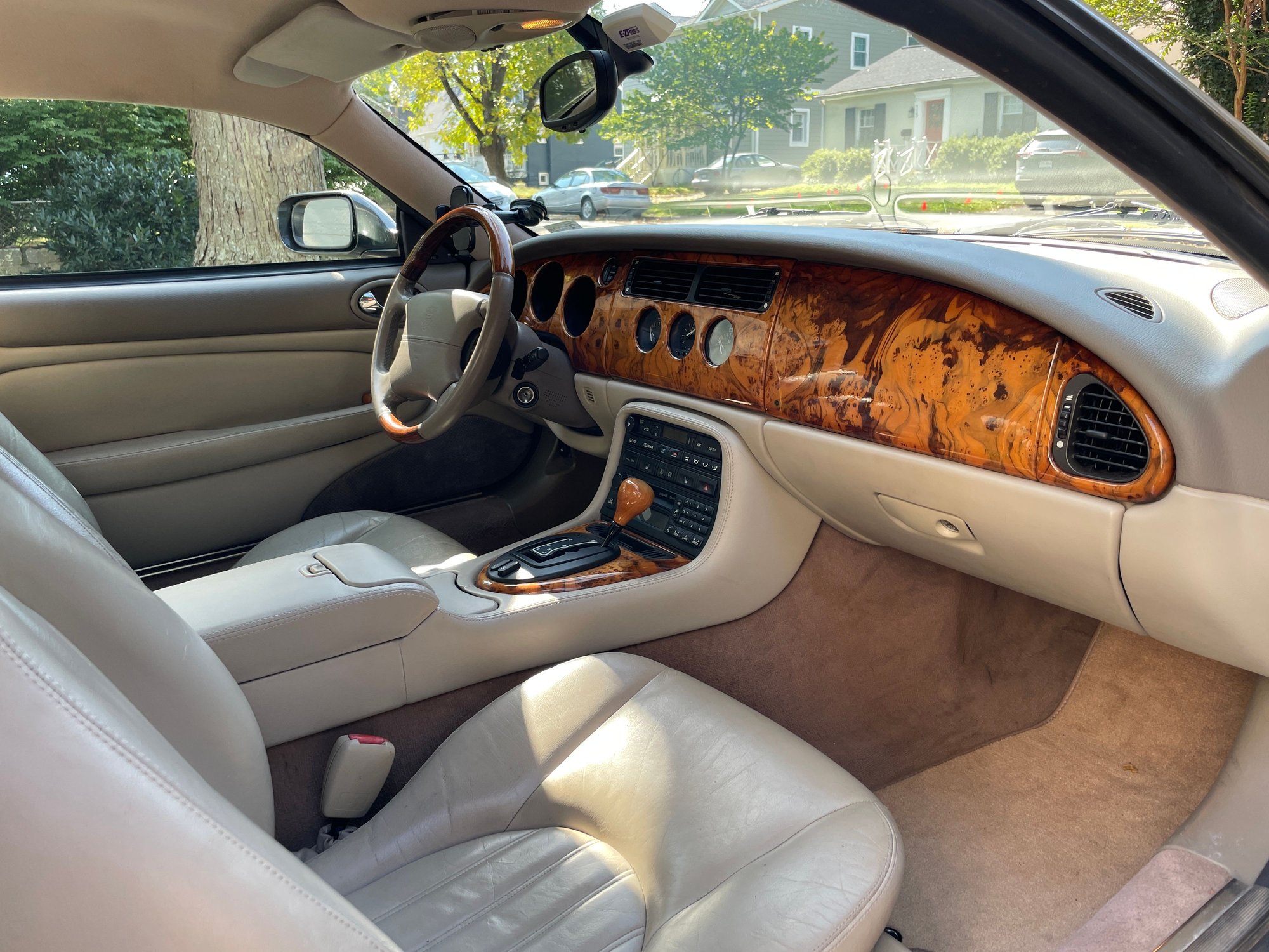 2002 Jaguar XK8 - 2002 XK8 Coupe - Falls Church VA - Used - VIN SAJDA41C82NA24412 - 110,000 Miles - 8 cyl - 2WD - Automatic - Coupe - Gold - Falls Church, VA 22046, United States