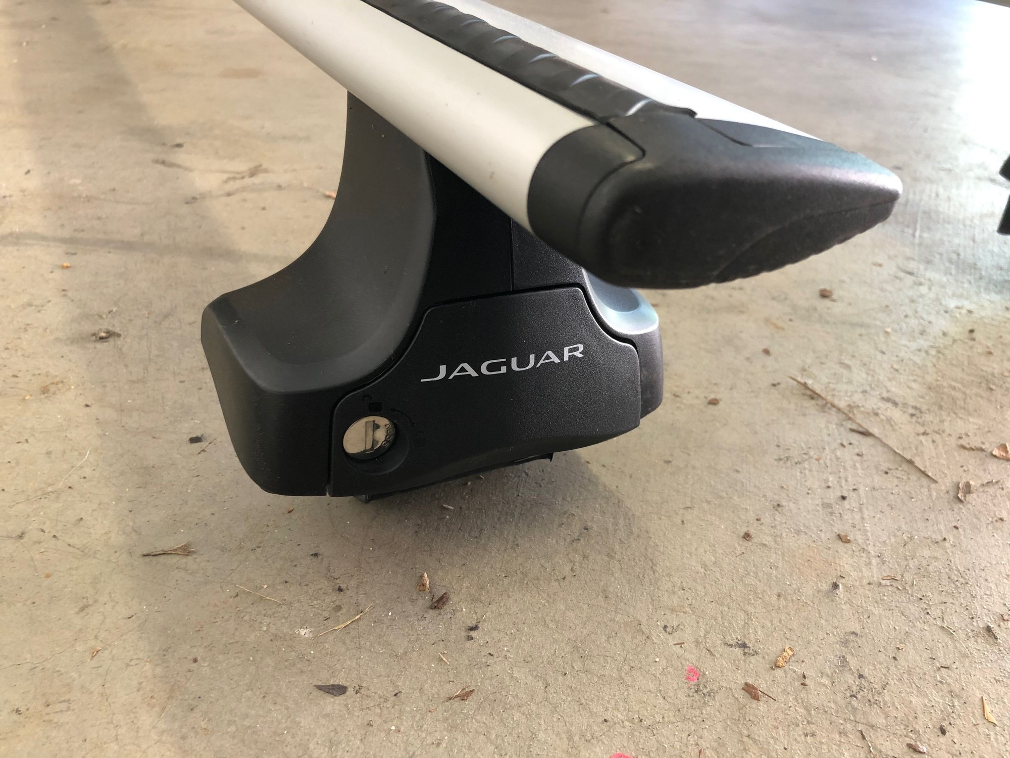 Accessories - Thule roof bars - Used - 2018 to 2024 Jaguar XE - Palo Alto, CA 94306, United States