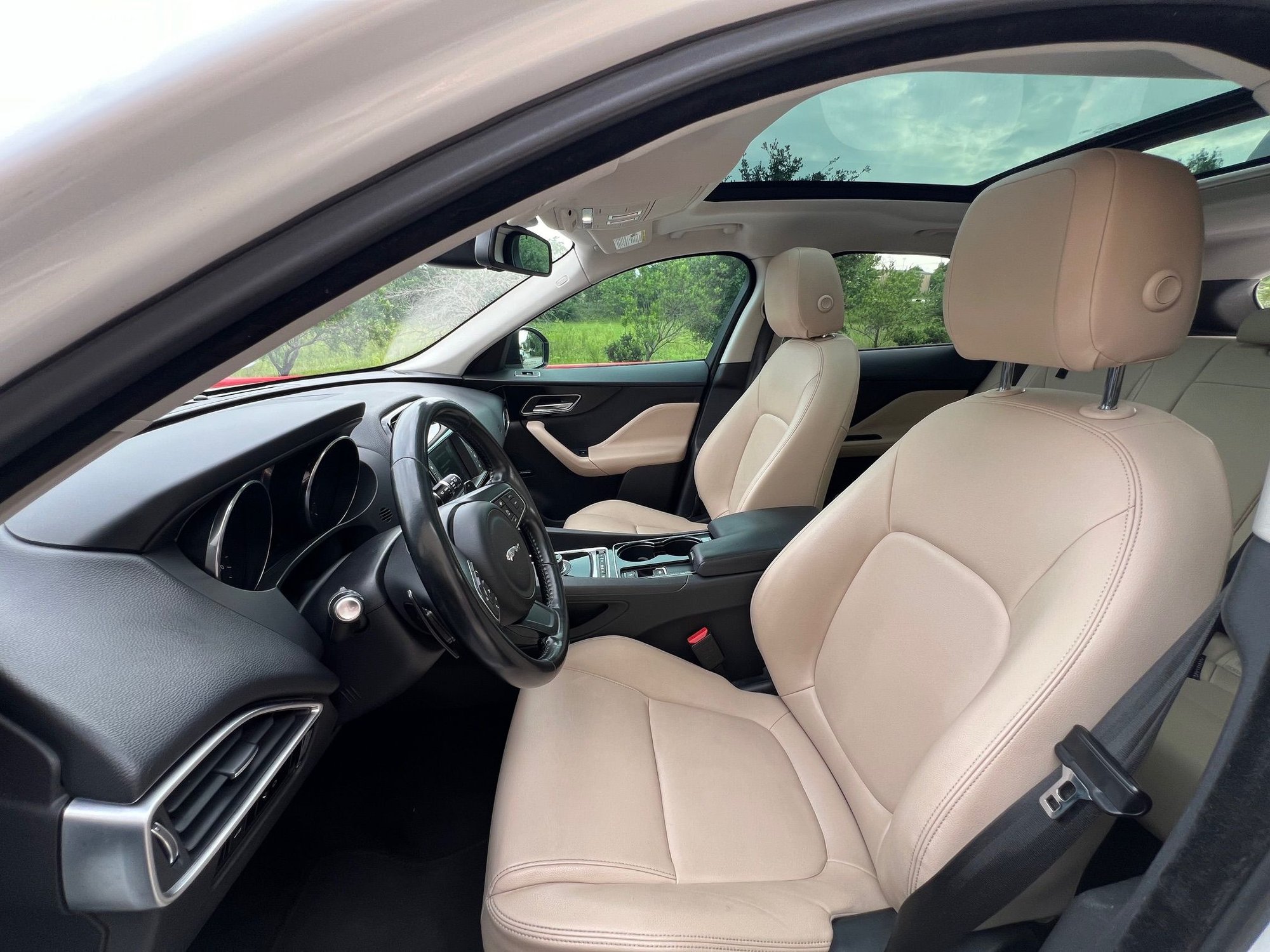 2017 Jaguar F-Pace - Diesel F-Pace with BRAND NEW DIESEL ENGINE!! - Used - VIN SADCJ2BN3HA089409 - 110,088 Miles - 4 cyl - AWD - Automatic - SUV - White - Austin, TX 78634, United States