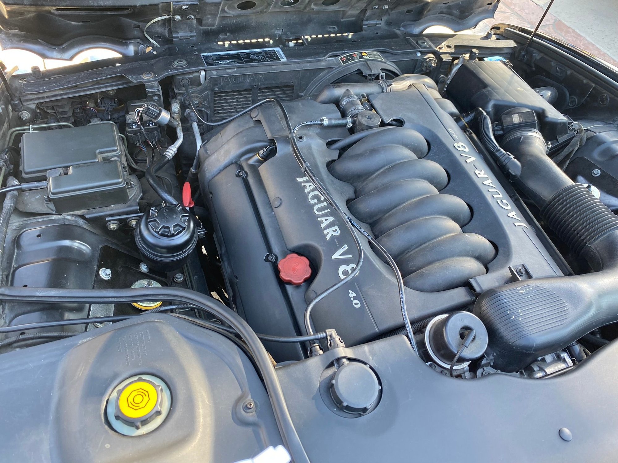 1998 Jaguar Vanden Plas - Super Clean 1998 XJ8 VDP - Used - VIN SAJKX624XWC842389 - 105,000 Miles - 8 cyl - 2WD - Automatic - Sedan - Black - Northridge, CA 91324, United States