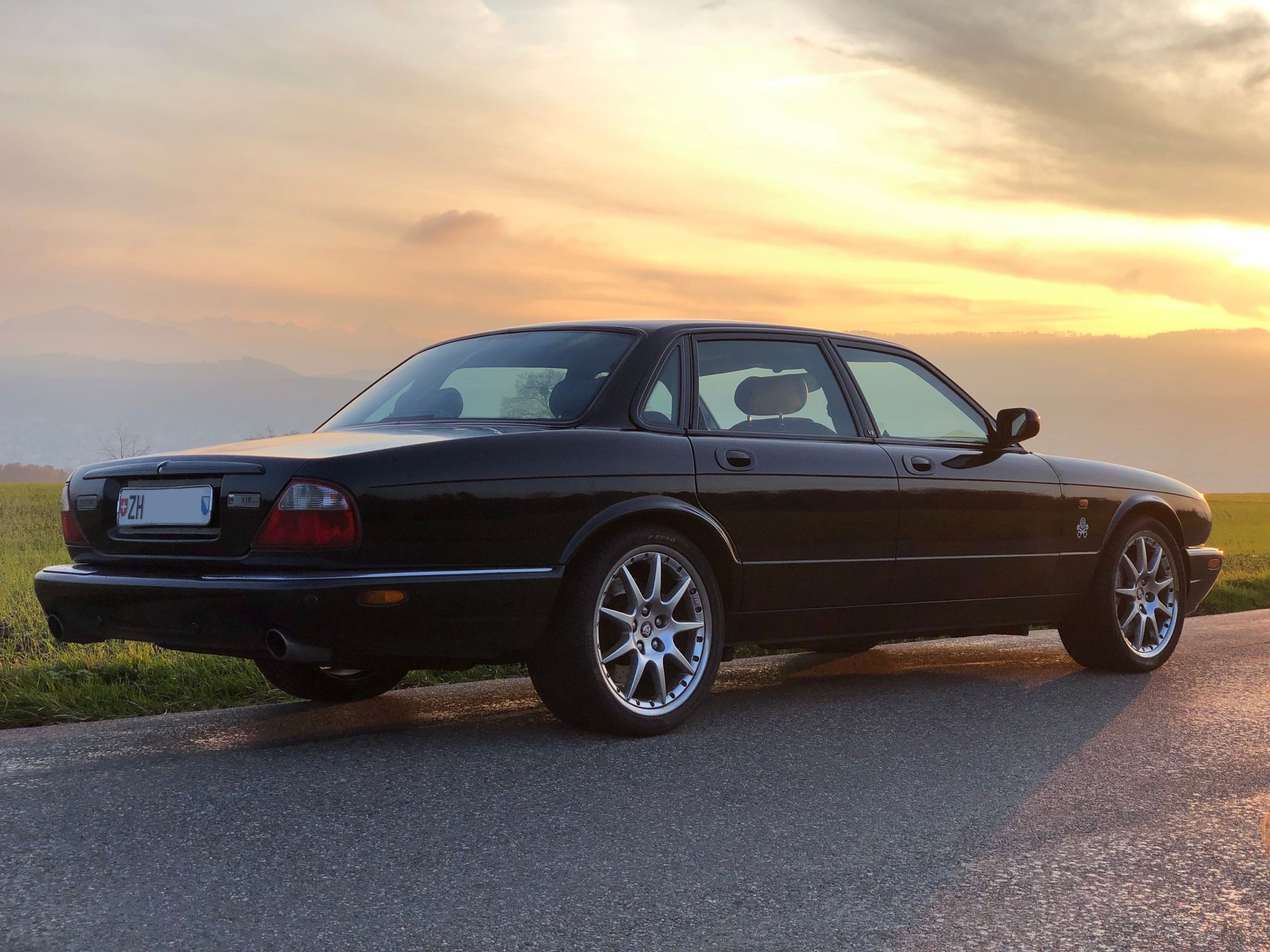 2002 Jaguar XJR - 2002 Jaguar XJR-100 - Used - VIN SAJ AA1 5N1 2MF4 - 128,500 Miles - 8 cyl - 2WD - Manual - Sedan - Black - Zh, Switzerland