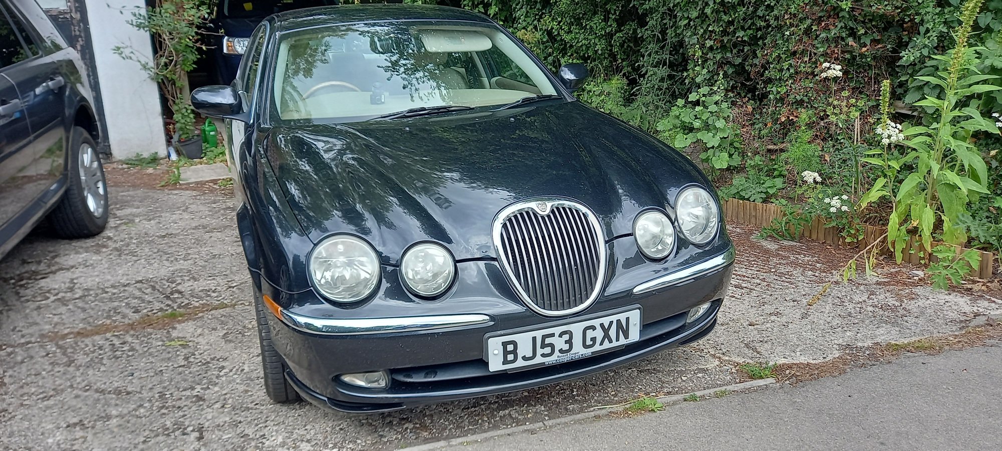 2003 Jaguar S-Type - S Type 4.2 V8 - Used - VIN SAJAC01R03HM90021 - 8 cyl - 2WD - Automatic - Sedan - Black - Marlborough SN8 3D, United Kingdom