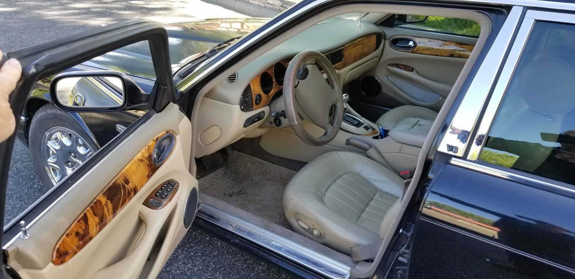 1998 Jaguar XJ8 - An opportunity - Used - VIN SAJHX6241WC822249 - 101,835 Miles - 8 cyl - 2WD - Automatic - Sedan - Black - Thermopolis, WY 82443, United States