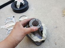 water pump and the pulley 2016-05-11 21:33:41