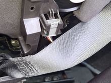 Ive changed my headlining today and had to take my passenger seat out . On refitting thought id finished but i have a warning B2292 which comes up with safety belt pre tensioner system. The airbag light flashes 3 and 5 . I do seem to have a plug with nothing on it on the uk passenger side but cant remember if i unplugged it or if it had anything plugged in. Could this be the issue ? I clicked the 3 plugs under the seat back so they clicked . Any help would be appreciated 

Thanks 