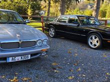 2000 XJ8 & 1999 XJR