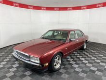 Soon to arrive XJ40 - sight unseen cheap from an auction,service history,  needs headlining, exhaust repari and front left bumper corner.  And who knows what else?