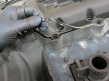 Removing the valve cover gasket
