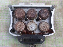 In this Old ABS Valve Block you can see the Ribbon Connectors which over time get Crispy with heat and can break through vibration and they can also get rusty if you don't change the Brake Fluid on a regular Basis