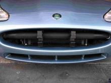 paint the aluminum brakets with flat black