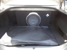 12" trunk woofer (looks nice don't really hear it)
