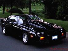 Parkshot of Z W/ new cowl hood