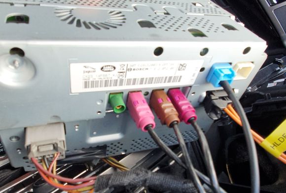 If I'm correct, purple right hand side fakra is camera