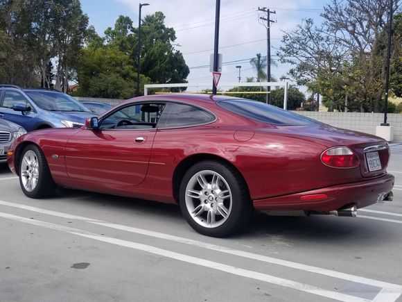 Day 1 at AAA
01 107,700 well maintained miles
Awaiting adapters/20mm spacers from Latvia for F Pace Bionic rims.
Hoping 19" 40 series won't make ride much different as roads in south bay of L.A. county not good.
Giving up staggered setup for 8.5 255  front/rear 