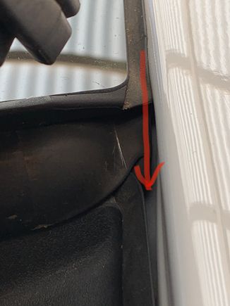 This side has an even bigger gap. 